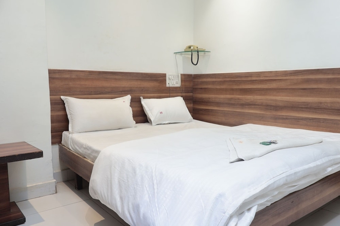 Imagen de la habitación del Hotel hotel sudarshan palace. Foto 2