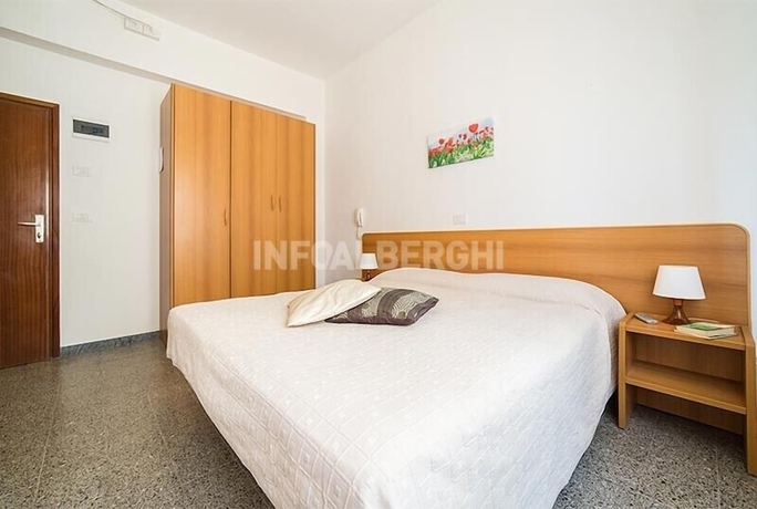 Imagen de la habitación del Hotel hotel villa franco. Foto 14