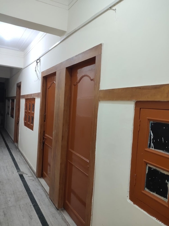 Imagen de los interiores del Hotel hotel yogeshwar. Foto 14