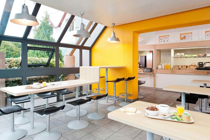 Imagen del bar/restaurante del Hotel hotelF1 Paris Saint-Denis Université. Foto 3