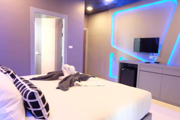 Imagen de la habitación del Hotel i AM O TEL. Foto 12