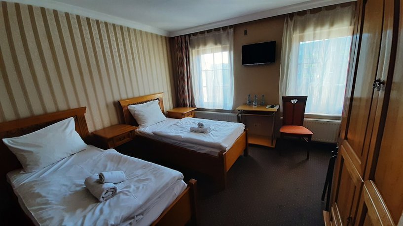 Imagen de la habitación del Hotel i Restauracja Jank&oacute;w. Foto 12