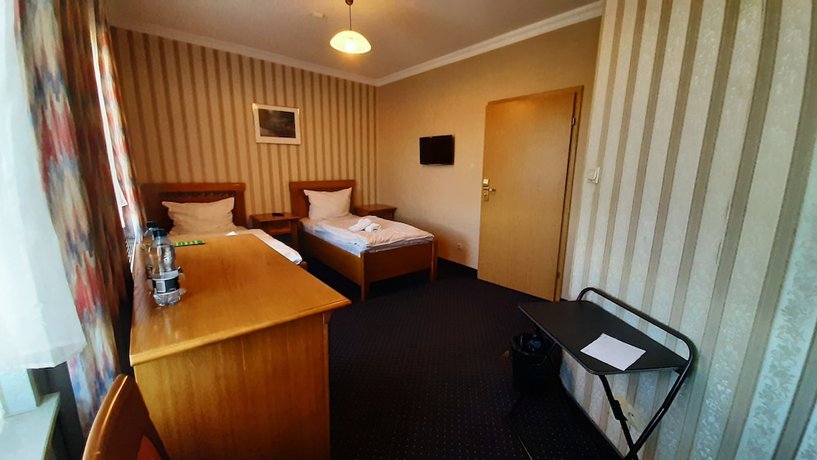Imagen de la habitación del Hotel i Restauracja Jank&oacute;w. Foto 13