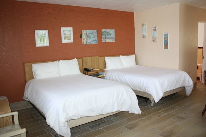 Imagen de la habitación del Hotel iBeach Resort. Foto 12