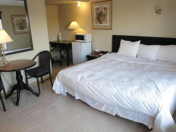 Imagen de la habitación del Hotel iCheckINN Motel. Foto 16