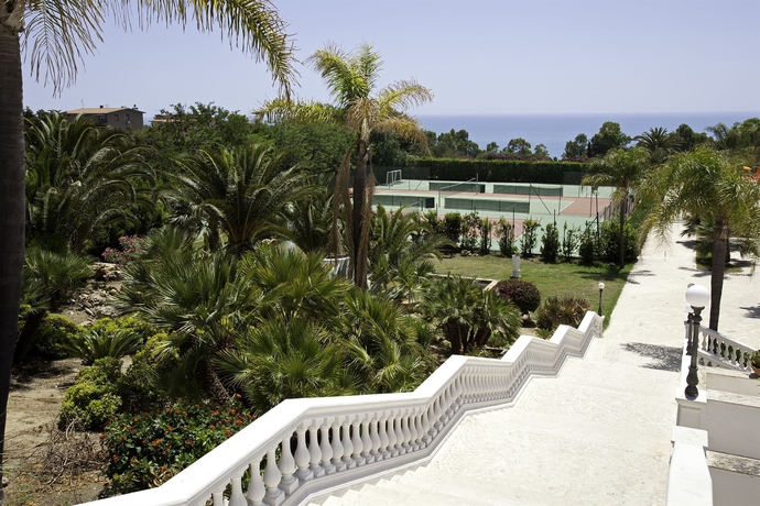 Imagen de los exteriores del Hotel iH Hotels Agrigento Kaos Resort. Foto 9