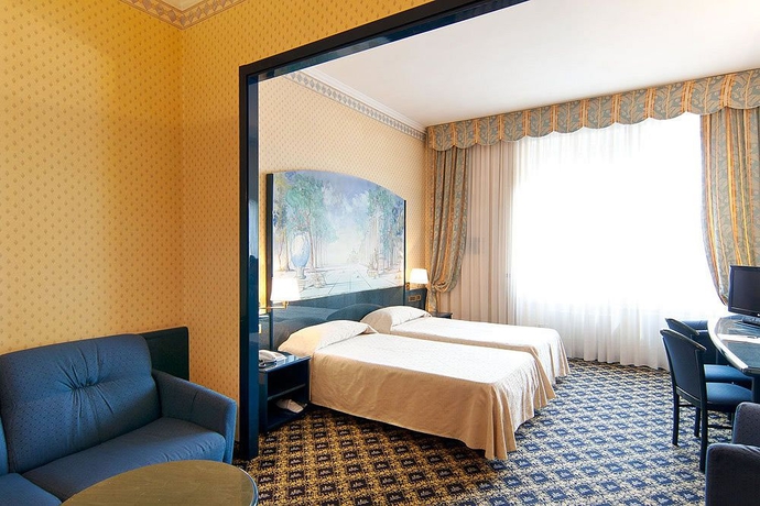 Imagen de la habitación del Hotel iH Hotels Milano Ambasciatori. Foto 11