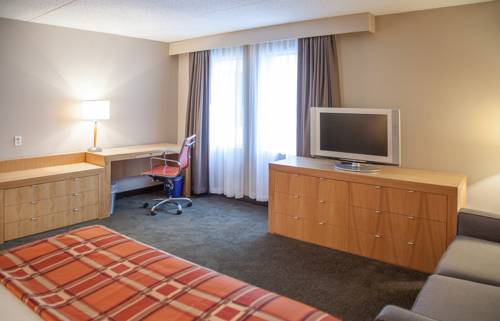 Imagen general del Hotel iHOTEL & Conference Centre Red Deer. Foto 1