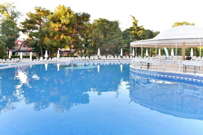 Imagen de la piscina del Hotel iHotel Sunny Beach. Foto 18