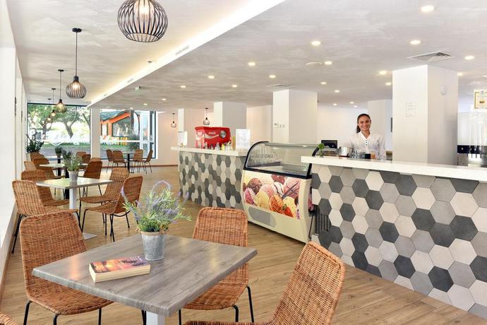 Imagen del bar/restaurante del Hotel iHotel Sunny Beach. Foto 3