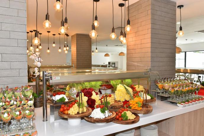 Imagen del bar/restaurante del Hotel iHotel Sunny Beach. Foto 5