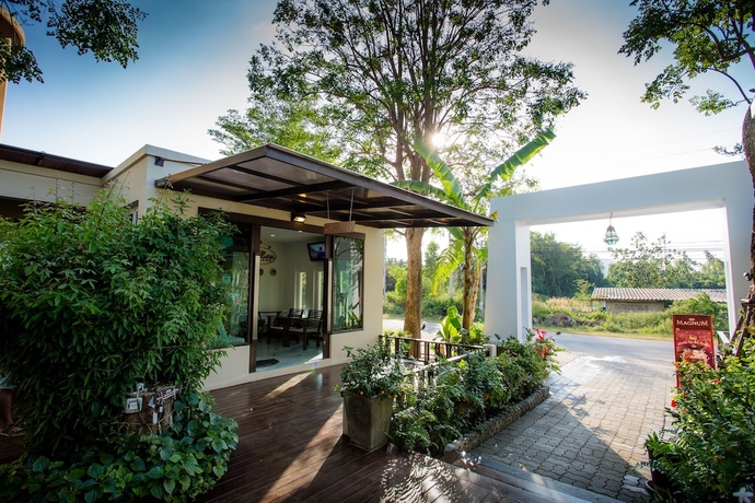 Imagen de los interiores del Hotel iL Mare Resort. Foto 18