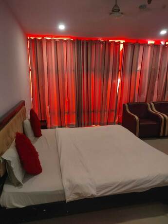 Imagen general del Hotel iROOMZ Diamond Park. Foto 4