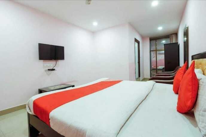 Imagen general del Hotel iROOMZ Diamond Park. Foto 7