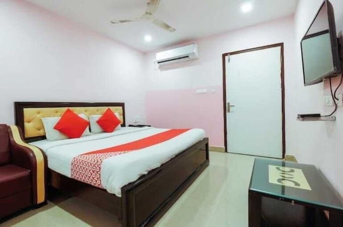 Imagen general del Hotel iROOMZ Diamond Park. Foto 15