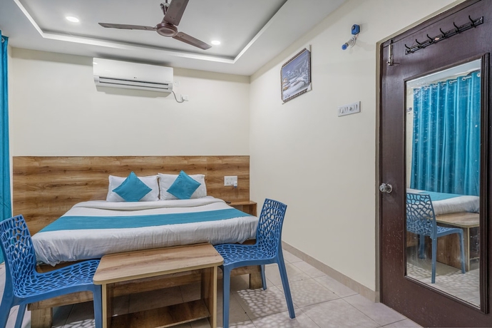 Imagen de la habitación del Hotel iROOMZ Ritzy Grand. Foto 7