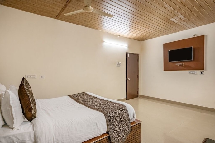 Imagen de la habitación del Hotel iROOMZ Royal Hill Park. Foto 3