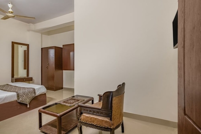 Imagen de la habitación del Hotel iROOMZ Royal Hill Park. Foto 10