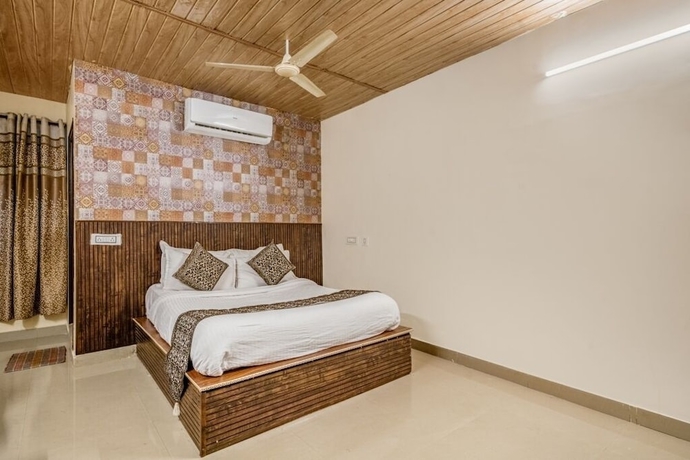 Imagen de la habitación del Hotel iROOMZ Royal Hill Park. Foto 11