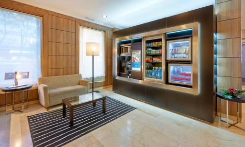 Imagen general del Hotel iStay by NH Zaragoza Sport. Foto 3