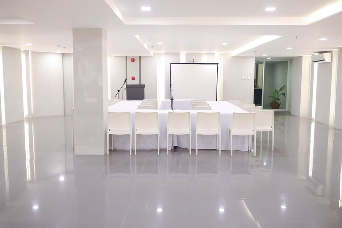 Imagen de los interiores del Hotel iaLodge. Foto 15