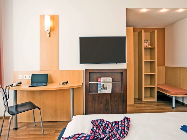 Imagen de la habitación del Hotel ibis Berlin City Süd. Foto 6
