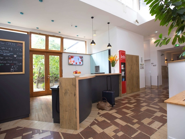 Imagen de los interiores del Hotel ibis Berlin City Süd. Foto 18