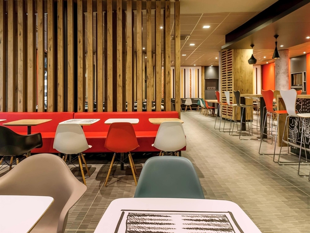 Imagen del bar/restaurante del Hotel ibis Berlin Kurfürstendamm. Foto 10