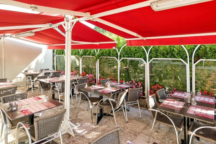 Imagen del bar/restaurante del Hotel ibis Besan&ccedil;on Marchaux. Foto 5