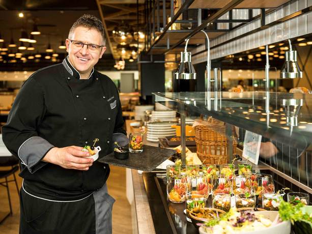 Imagen del bar/restaurante del Hotel ibis Budapest Castle Hill. Foto 12