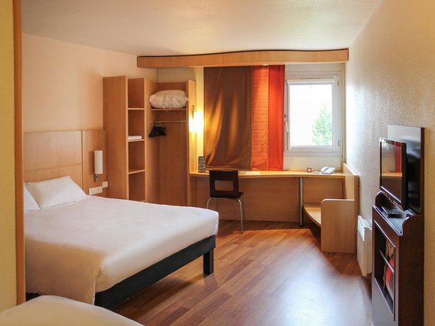 Imagen de la habitación del Hotel ibis Chateau Thierry. Foto 2