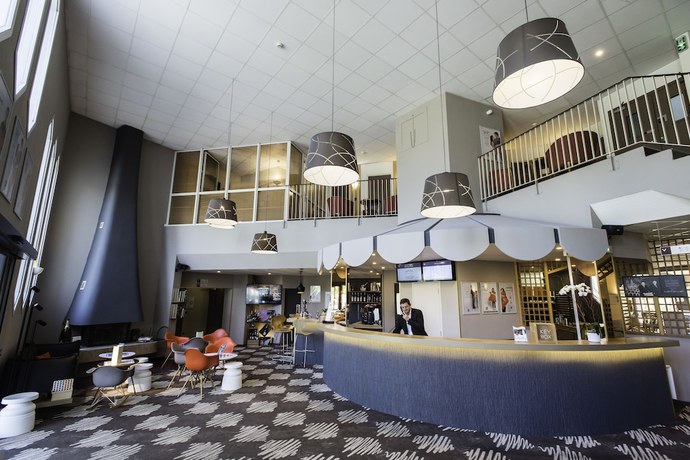 Imagen de los interiores del Hotel ibis Chateau Thierry. Foto 19