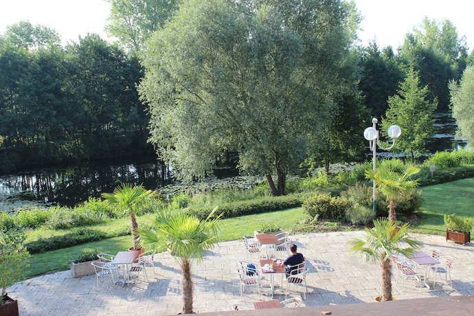 Imagen de la habitación del Hotel ibis Chateau Thierry. Foto 9