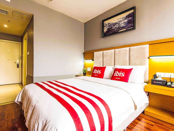 Imagen de la habitación del Hotel ibis Chongqing Beibei. Foto 8