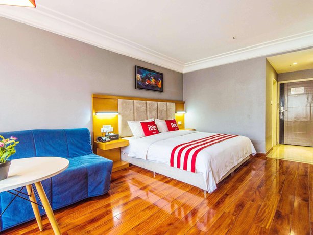 Imagen de la habitación del Hotel ibis Chongqing Beibei. Foto 10