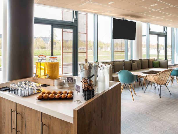 Imagen del bar/restaurante del Hotel ibis Gonesse Le Bourget. Foto 9