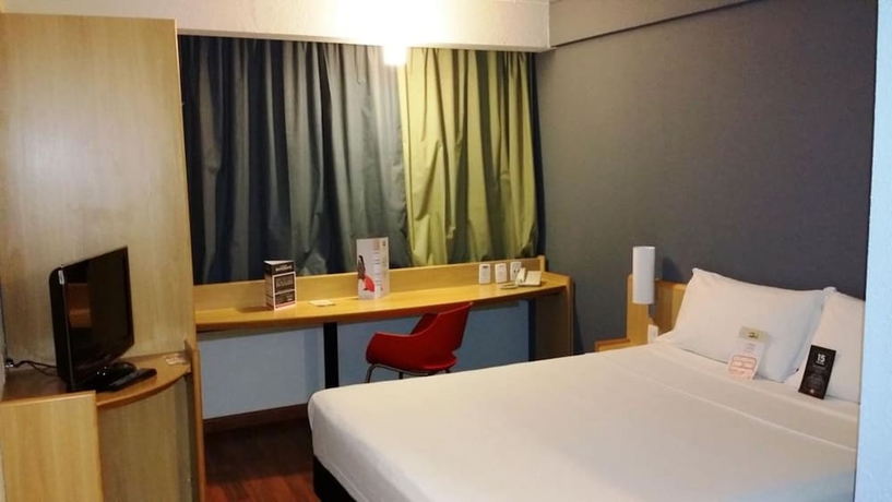 Imagen de la habitación del Hotel ibis Guarulhos Aeroporto. Foto 8