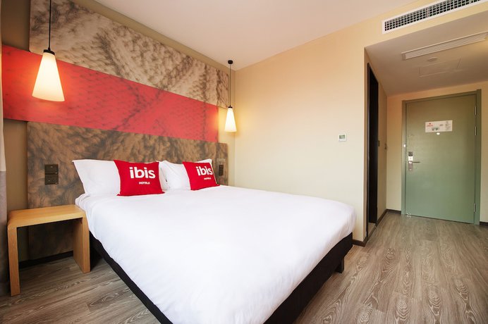 Imagen de la habitación del Hotel ibis Harbin Central Street. Foto 15