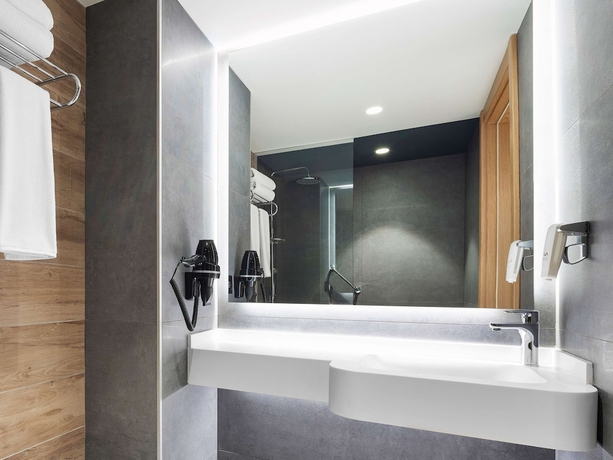 Imagen de la habitación del Hotel ibis Istanbul Sisli. Foto 14