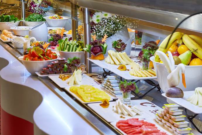 Imagen del bar/restaurante del Hotel ibis Konya. Foto 9