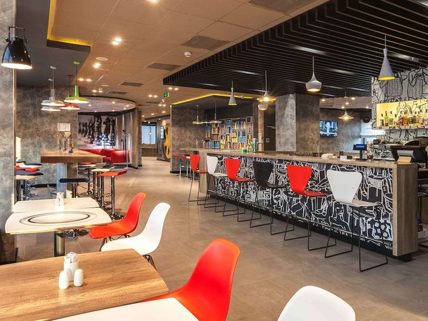 Imagen del bar/restaurante del Hotel ibis Kyiv Railway Station. Foto 4