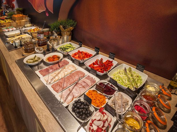 Imagen del bar/restaurante del Hotel ibis Kyiv Railway Station. Foto 5