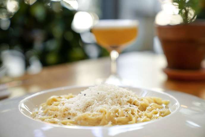 Imagen del bar/restaurante del Hotel ibis London Sutton Point. Foto 2