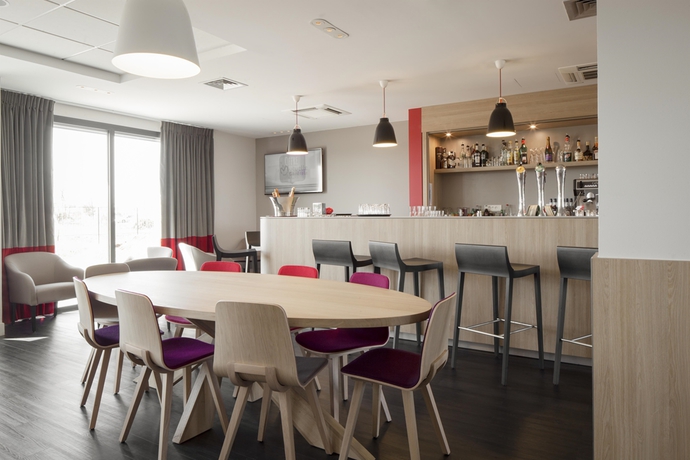 Imagen general del Hotel ibis Lyon Meyzieu. Foto 5