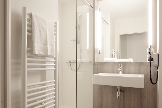 Imagen general del Hotel ibis Lyon Meyzieu. Foto 6