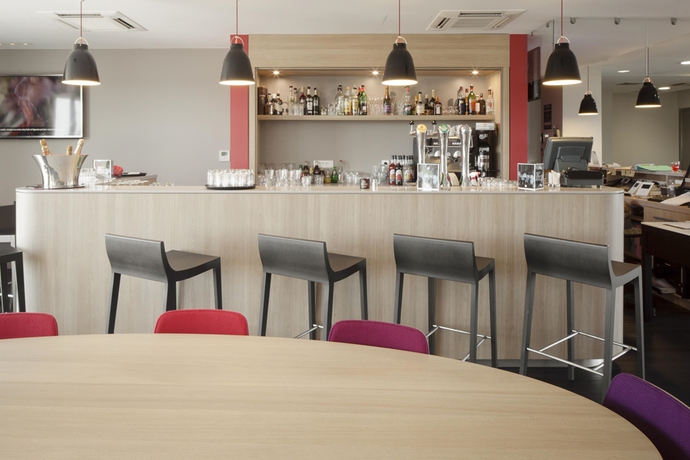 Imagen general del Hotel ibis Lyon Meyzieu. Foto 13