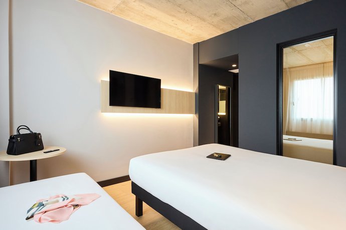 Imagen de la habitación del Hotel ibis Madrid Norte Las Tablas. Foto 4