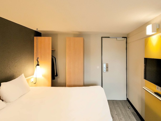 Imagen de la habitación del Hotel ibis Maisons Laffitte. Foto 11