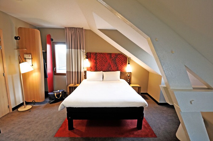 Imagen de la habitación del Hotel ibis Maisons Laffitte. Foto 13