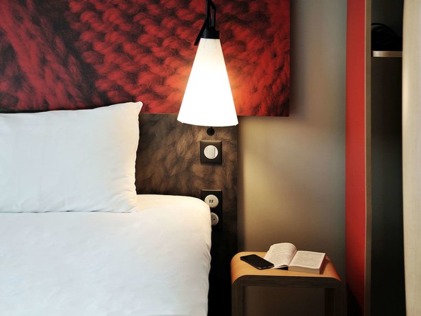 Imagen de la habitación del Hotel ibis Maisons Laffitte. Foto 19